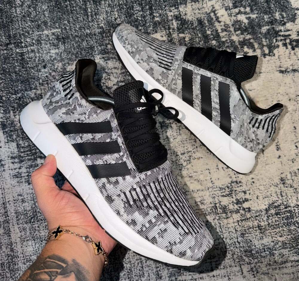 Size: 12m- Adidas Swift Run 1.0 (IF0569)